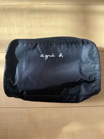 미사용 새상품 agnes b. 에네스베 파우치