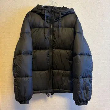 H&M 후드 부착 블랙 다운 자켓