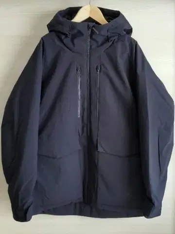 새상품급 유니클로 UNIQLO 하이브리드 다운 후드티 네이비 S