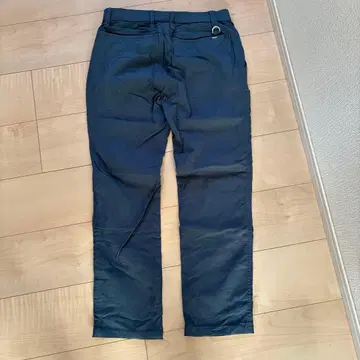 FieldCore 핏스타일 스트레이트 팬츠 파랑