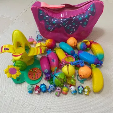 컬러풀한 소꿉놀이 완구 세트