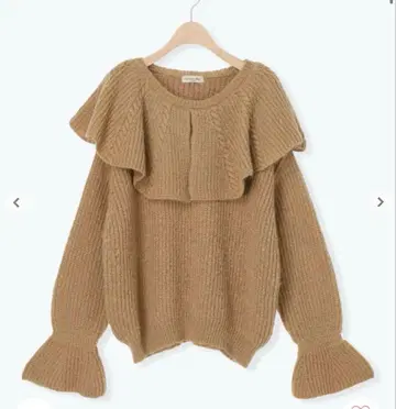 사만사 모스모스 새상품 프릴 칼라 니트