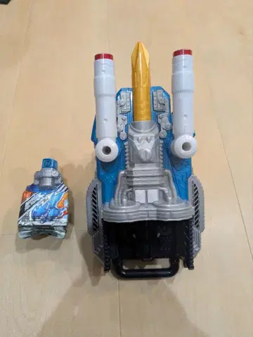 가면라이더 빌드 DX 트윈 브레이커 + 풀보틀 1개