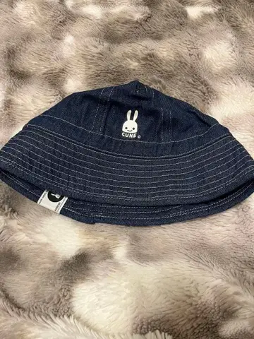 새상품급 cune 데님 볼러햇