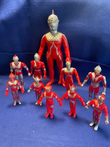 울트라맨 피규어 세트 10개