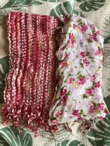 새상품 A.V.V. 새상품급 장미 스톨 2개 세트 반짝반짝