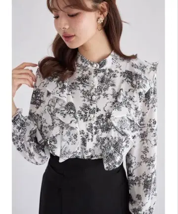 토코 클로젯 블라우스