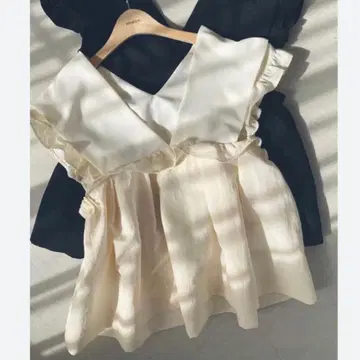 HOWDY 2way 프릴 베스트