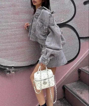 제이다 퀼팅 숄더백 큐빅 퀼팅 BAG