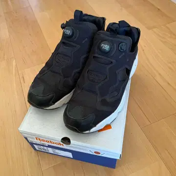 리복 인스타펌프 리복 스니커즈 블랙