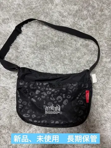 맨해튼 포티지 레오파드 무늬 메신저 백