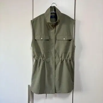 새상품급 SHIPS 슬리브리스 밀리터리 자켓 올리브