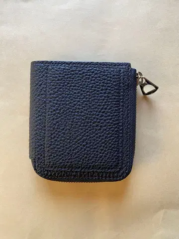 [새상품급] ITTI 가죽 컴팩트 접이식 지갑