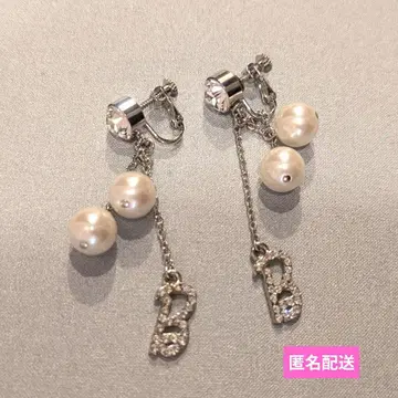 [ 새상품급 ] Barbie 실버 귀찌