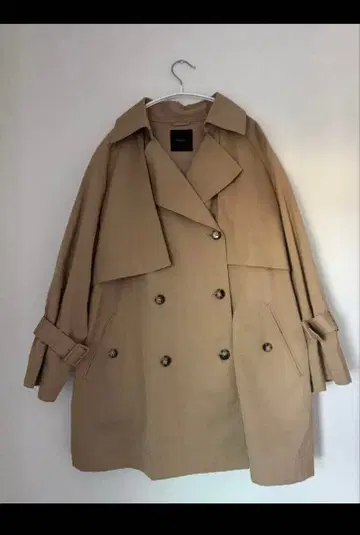 스픽 앤 스팬 베이지 더블 브레스트 트렌치코트