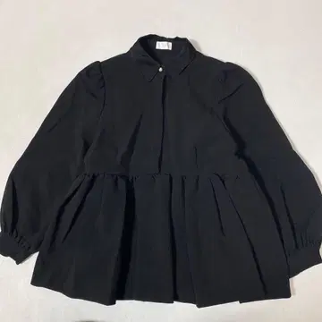 소노 하밍 개더 블라우스 펄 버튼 블랙