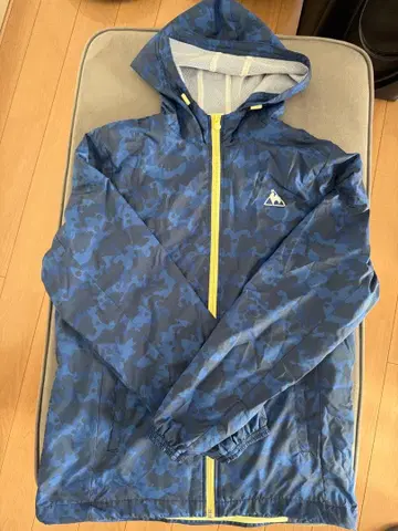 파란색 카모플라쥬 후드 부착 자켓 르꼬끄 여성용 겨울