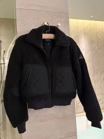 alo 자켓 Sherpa Edge Bomber 쉘파 엣지