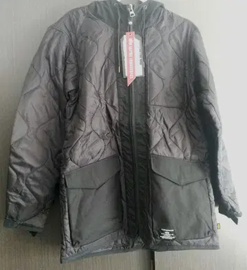 ALPHA INDUSTRIES 블랙 퀼팅 자켓 라이너 S