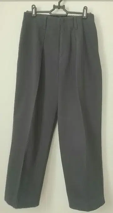 [LOISIR] 테이퍼드 팬츠