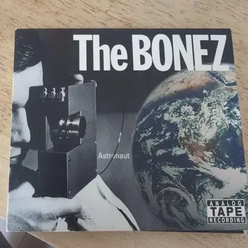 The BONEZ Astronaut 앨범 CD