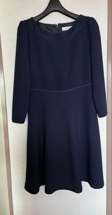 미사용 ANY SIS 네이비 긴팔 A라인 원피스 사이즈 1
