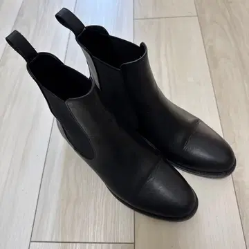 UNITED ARROWS 사이드 고어 부츠 블랙