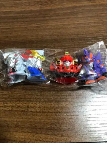 그리드맨, 다이나제논, 그리드나이트, 유니버스 파이터 손가락 인형 세트