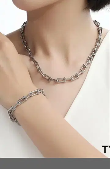 KIKIYA 금속제 체인 목걸이 and 팔찌만 귀걸이 없음