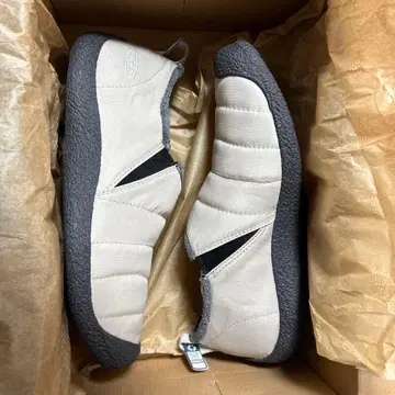 KEEN HOWSER II 스니커즈 US10 28cm