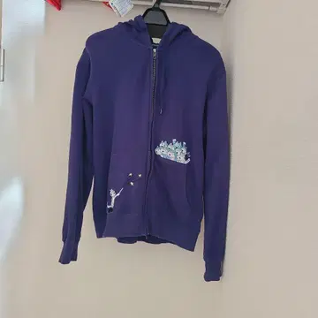 보라색 후드 부착 후드티 S 사이즈