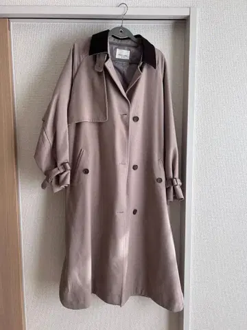 FIRER'S STORE 옅은 그레이 트렌치코트 프리 사이즈