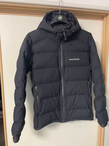 몽벨 파마프로스트 라이트 다운 후드티 L 사이즈 블랙 깨끗!