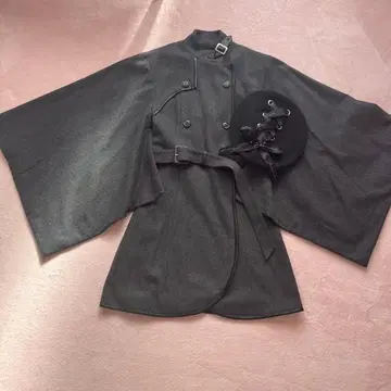 Cullt 기모노 코트와 베레모 세트