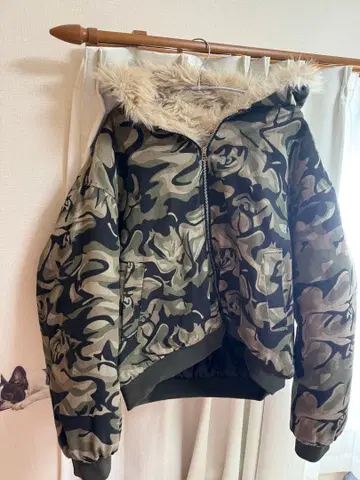 카모플라쥬 퍼 자켓