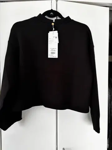 NANO UNIVERSE 블랙 컷 종이상자 상의