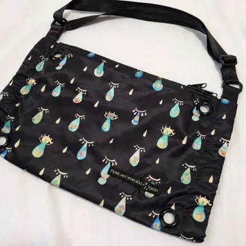 메이크 아트 유어즈 숄더백 패스백 S 블랙