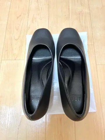 블랙 펌프스 25.0cm
