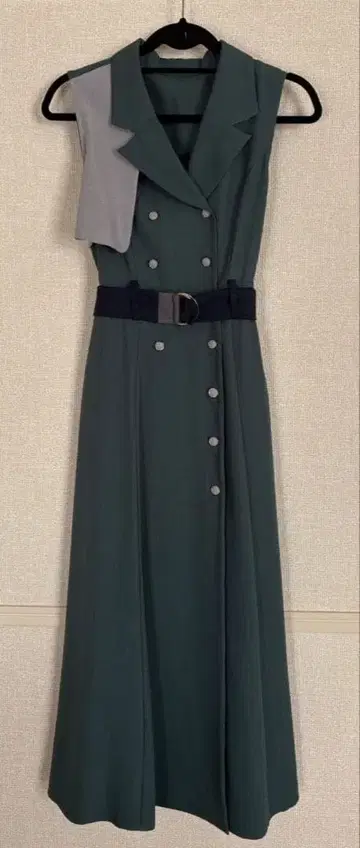 레이디 아젤 배색 슬리브리스 원피스 M