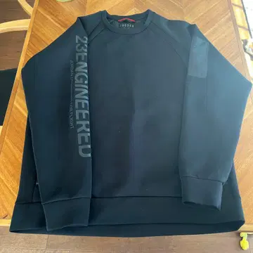 조던 엔지니어드 맨투맨 XL