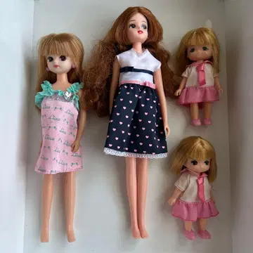 리카짱 인형 세트와 의상