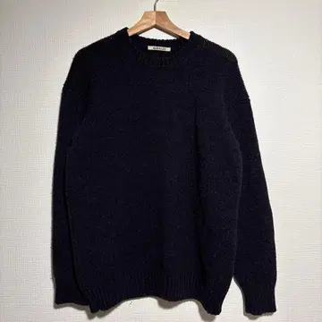 AURALEE 니트 (울/카멜)