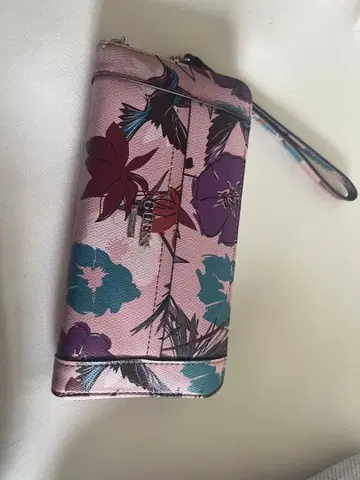 꽃무늬 디자인 장지갑 스트랩 포함