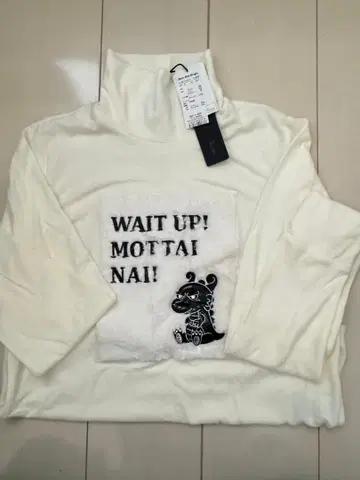 Dance With Dragon 화이트 하이넥 사이즈 3