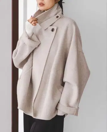 [ NOBLE ] Super160s 리버 돌먼 숏코트