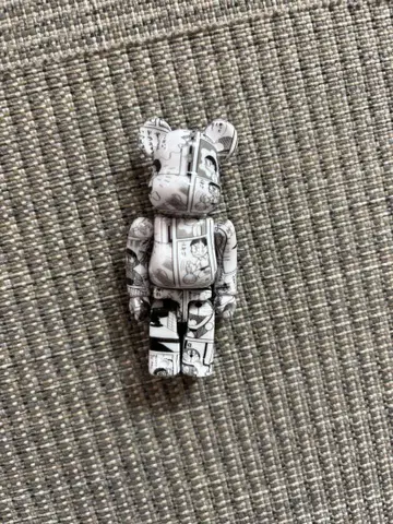 베어브릭 코믹스 타일 7cm