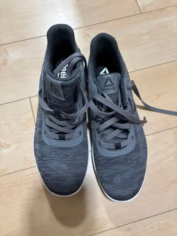 Reebok 러닝화 새상품급 Cloudride DMX