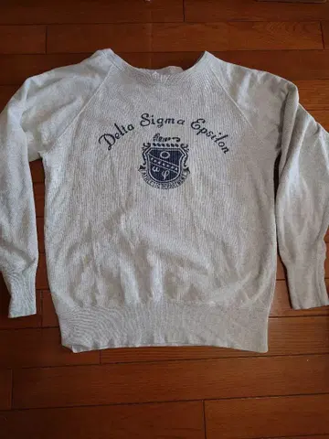 [새상품급] 올드 잉글리시 Champion 맨투맨 런택