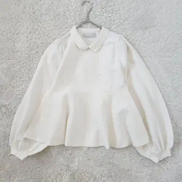 컨디션 최상 셀포드 핫핏 비쥬 니트 풀오버 36