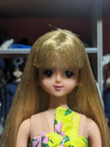 제니 인형 옐로우 컬러 원피스 본체 일본제